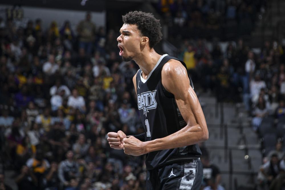 随着密集的 随着密集的