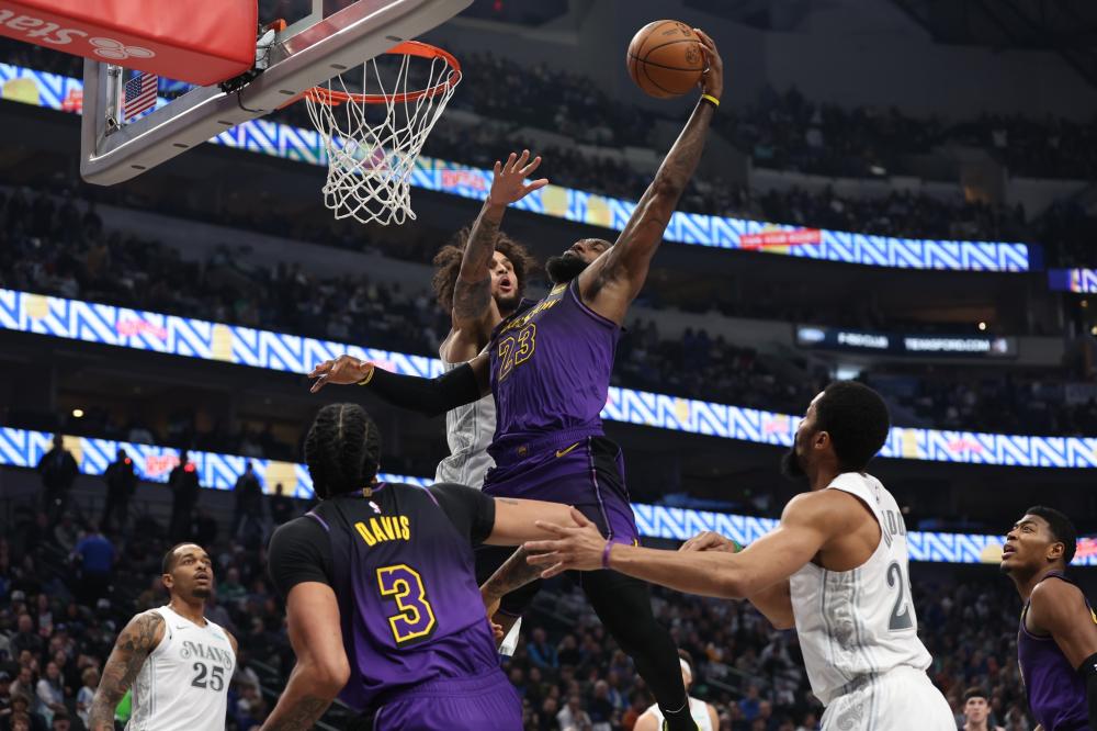 篮球比赛中 篮球比赛中